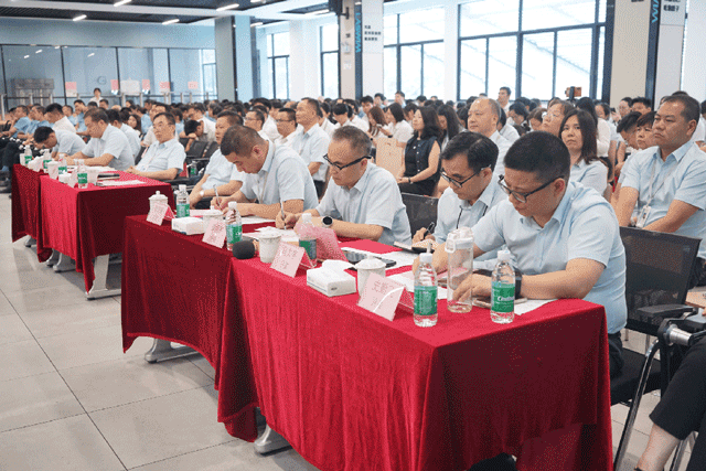 “客户价值·知行合一”主题演讲比赛 “客户价值·知行合一”主题演讲比赛